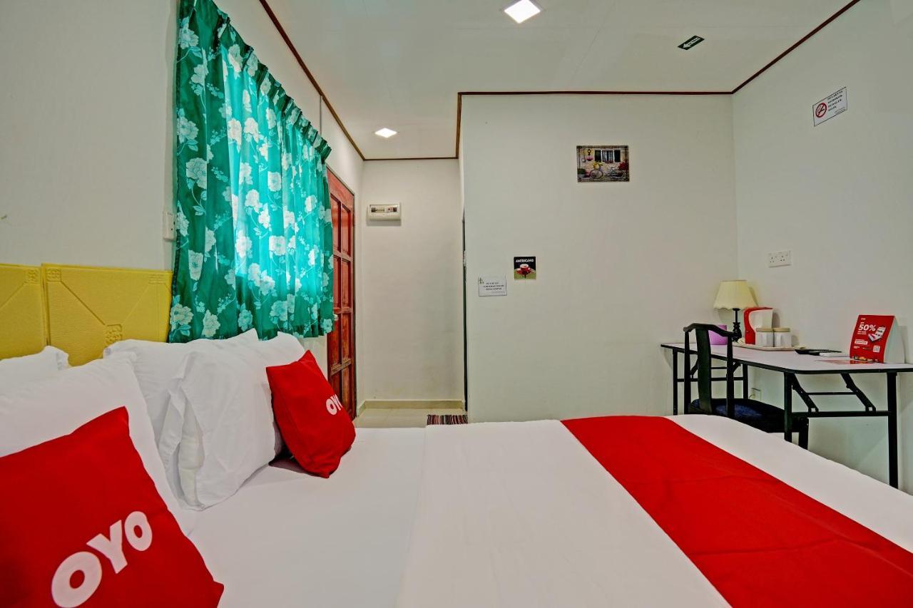 Kampong Raja Capital O 90423 Teratai Chalet酒店 外观 照片
