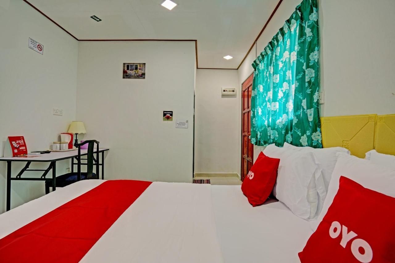 Kampong Raja Capital O 90423 Teratai Chalet酒店 外观 照片