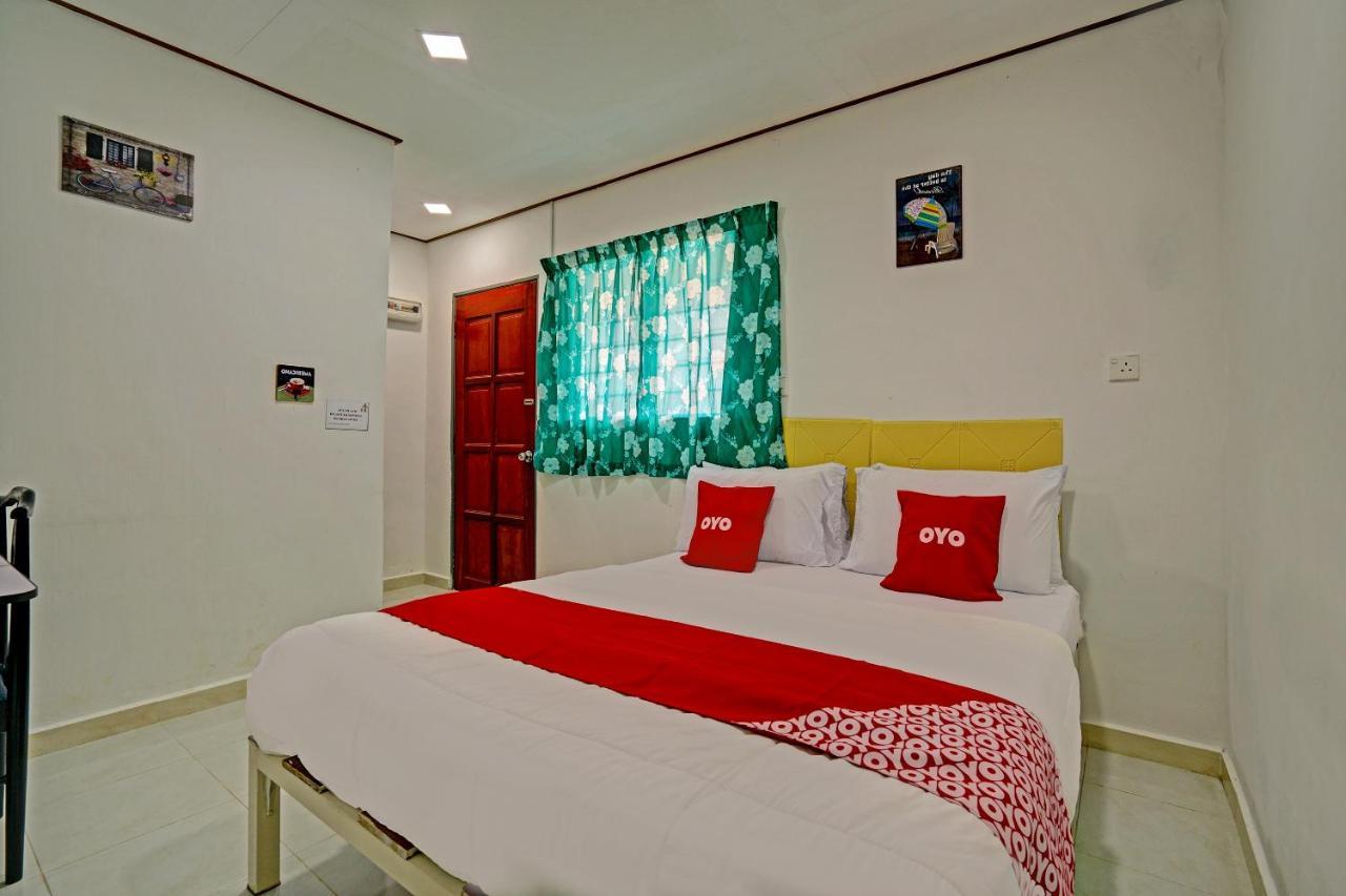 Kampong Raja Capital O 90423 Teratai Chalet酒店 外观 照片