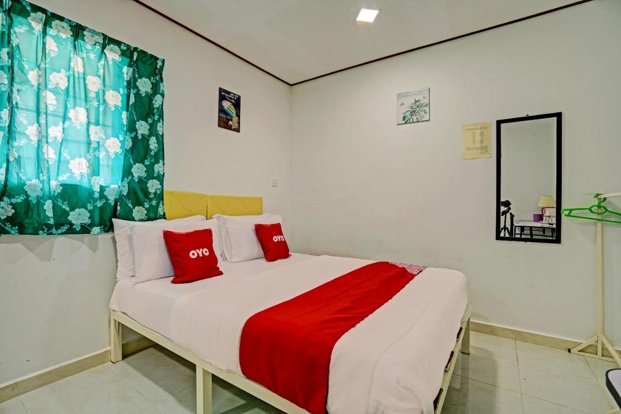Kampong Raja Capital O 90423 Teratai Chalet酒店 外观 照片